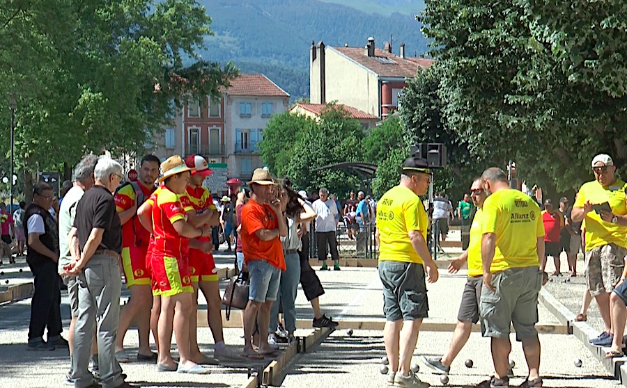 Pétanq’Ovalie 2018 : Une 12ème édition pour un rassemblement convivial sous le soleil de juin à Lavelanet